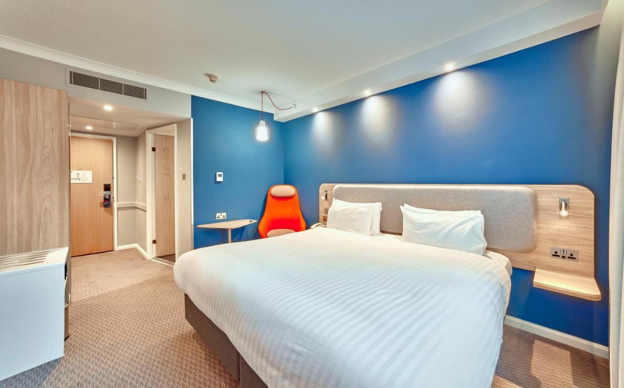 Holiday Inn Express London Stratford By Ihg Ngoại thất bức ảnh