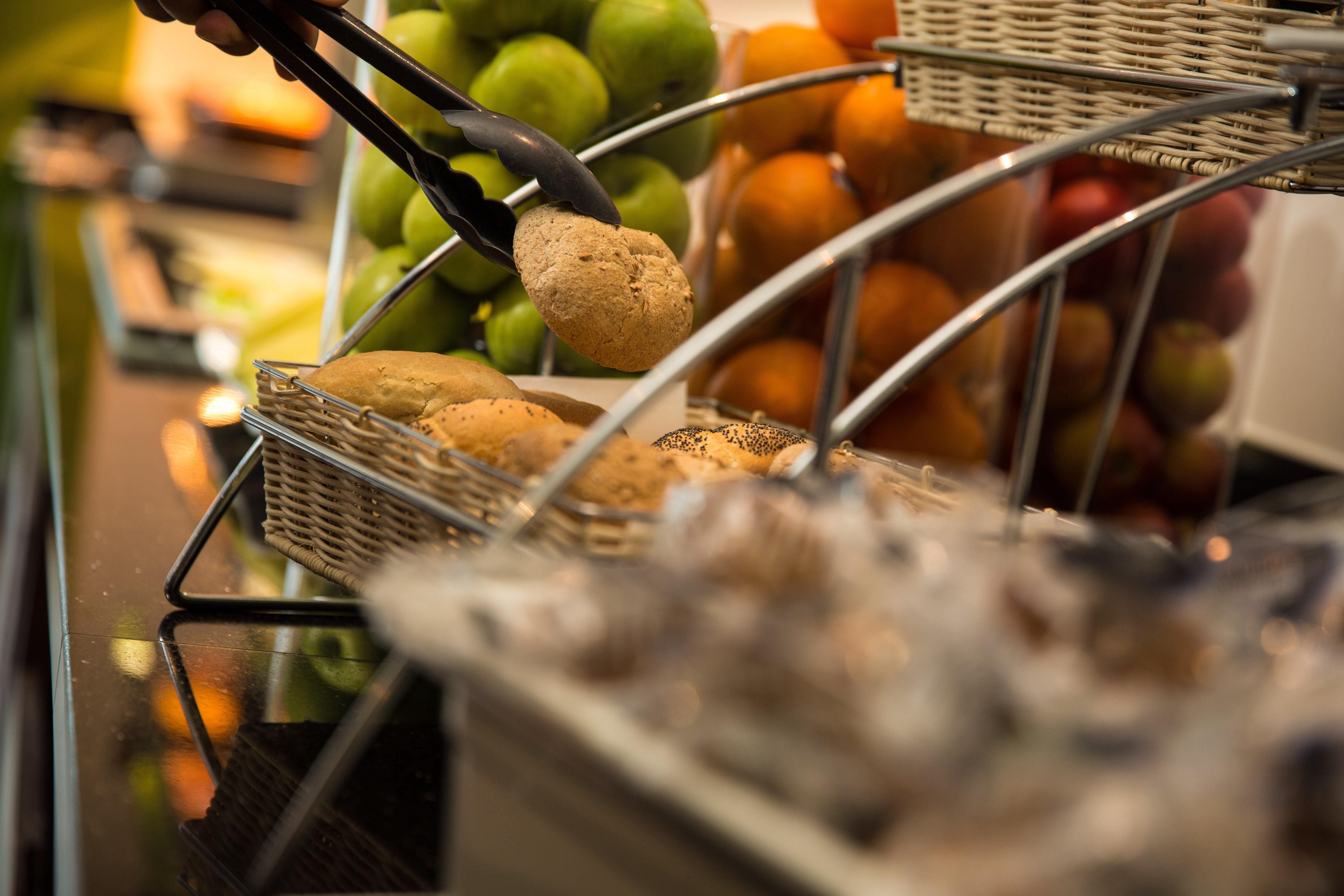 Holiday Inn Express London Stratford By Ihg Ngoại thất bức ảnh