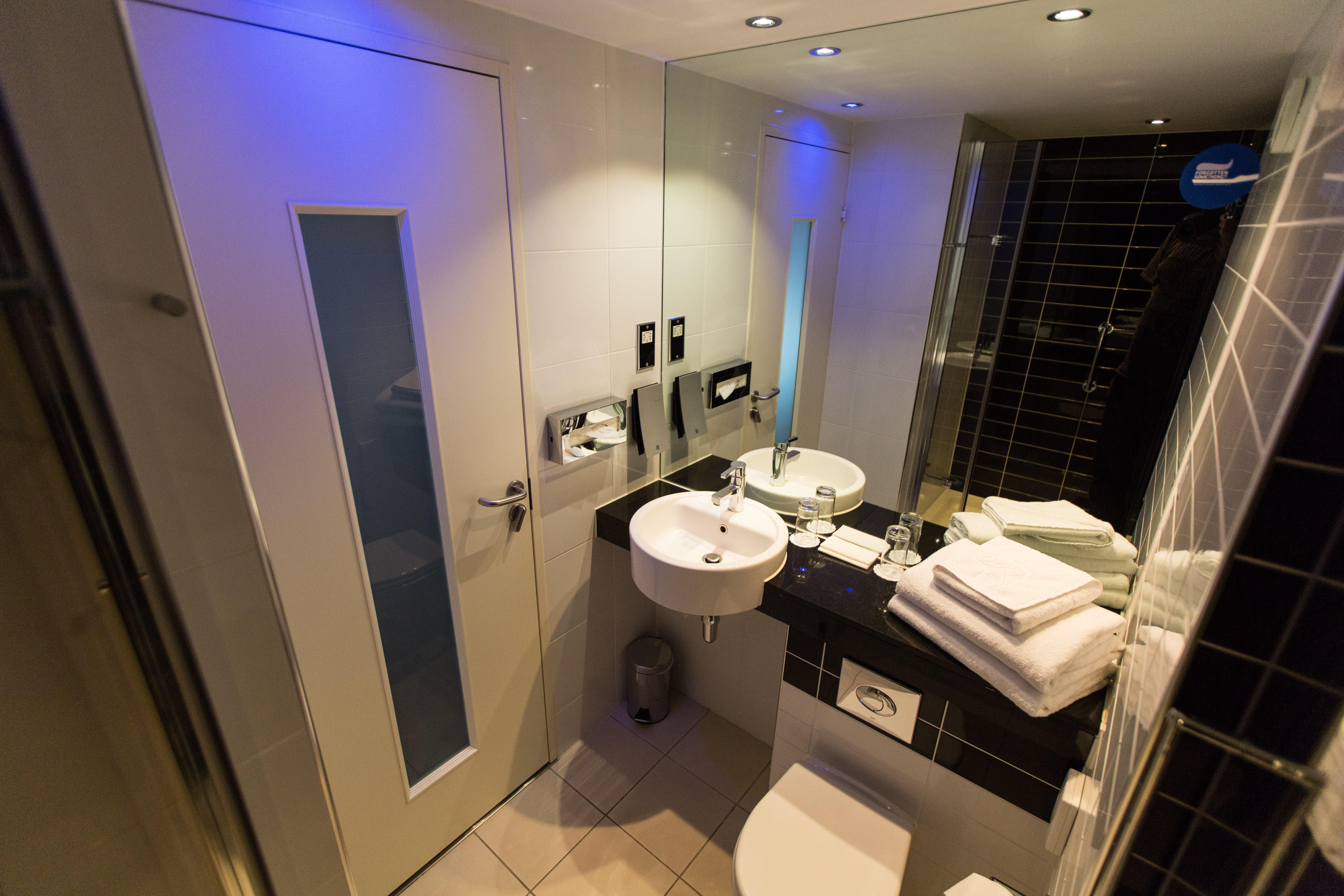 Holiday Inn Express London Stratford By Ihg Ngoại thất bức ảnh